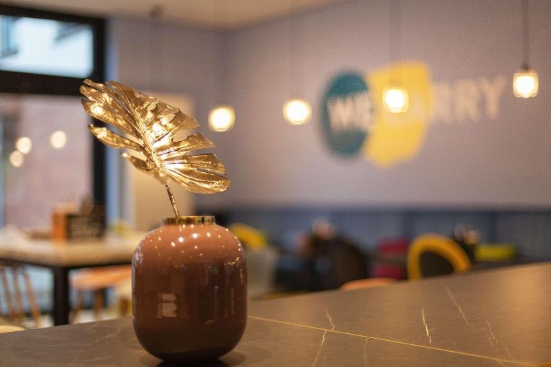 Фото The niu Mood