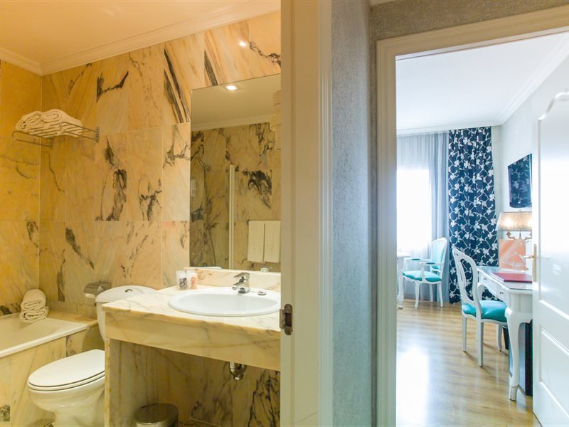 Фото Sallés Hotel Ciutat del Prat Barcelona Airport