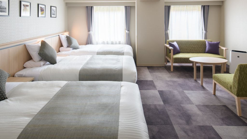 Фото Nara Royal Hotel