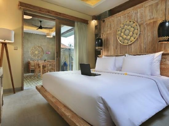 Фото 47061655873