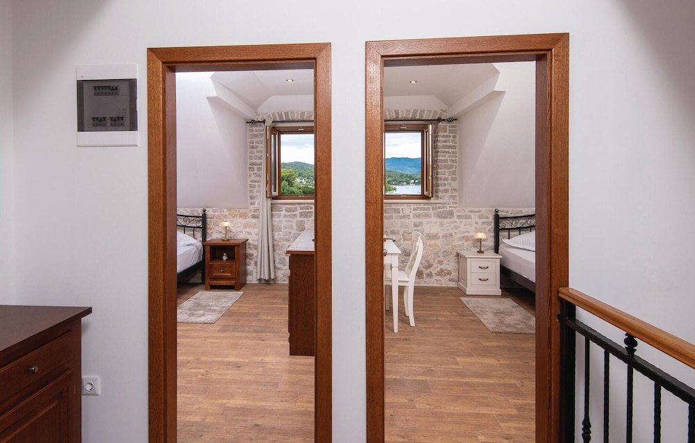 Фото Holiday Home Lovište