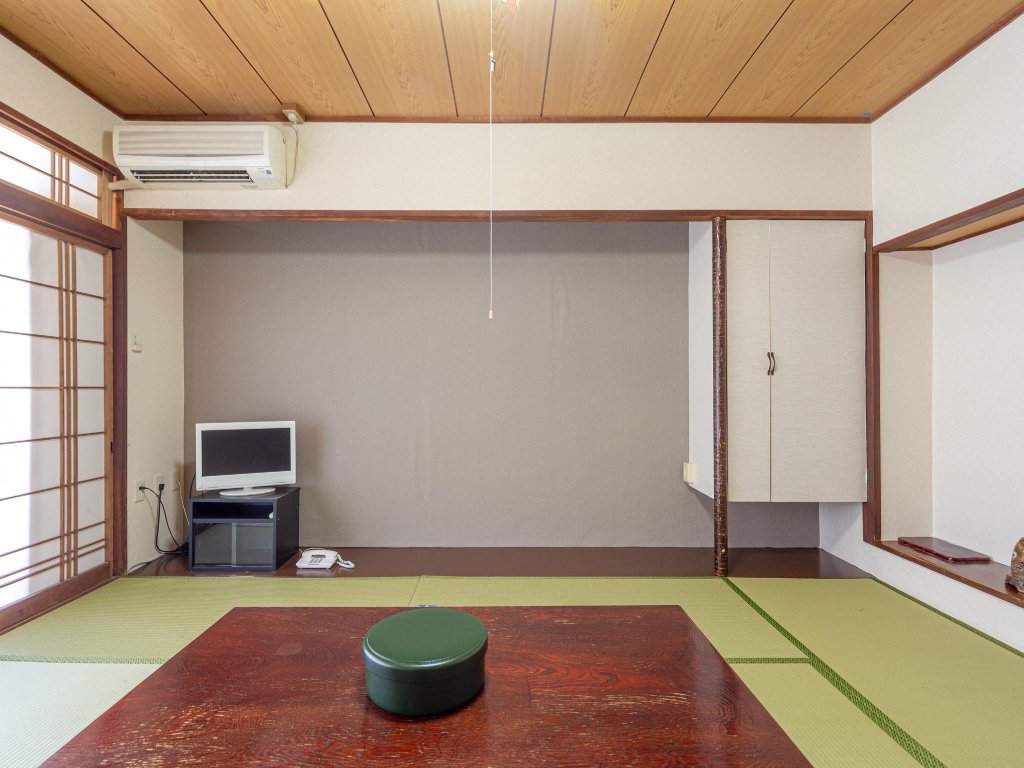 Фото Ryuganji Onsen Hotel Yuri