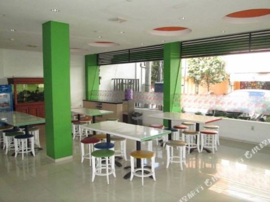 Фото Dewarna Zainul Arifin Malang