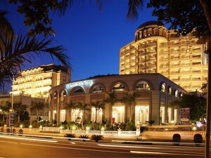 Гостиница Sunrise Nha Trang Beach Hotel & Spa