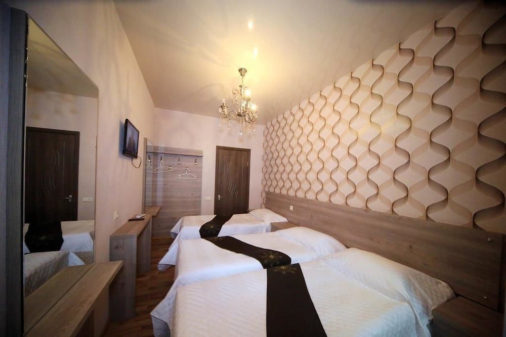 Фото Отель Эдельвейс