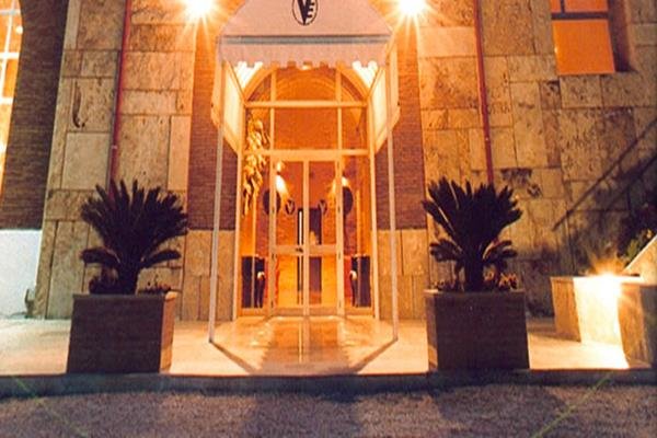 Фото Villa Eur - Parco dei Pini 