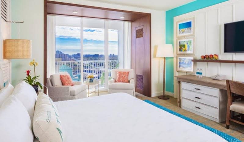 Фото Margaritaville Hollywood Beach Resort