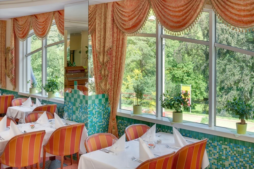 Фото Butterfly Health SPA Hotel