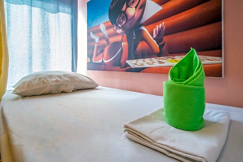 Фото Tr3ats Guest House Cebu