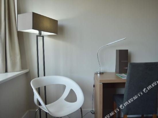 Фото Hotel Chamartin The One