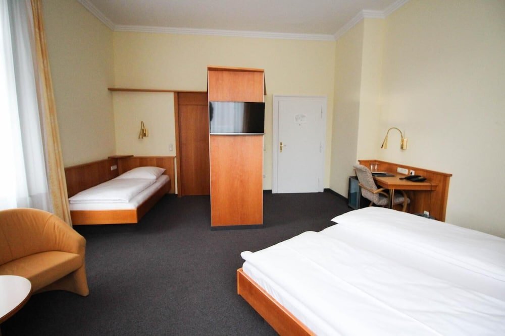 Фото Hotel Uhland