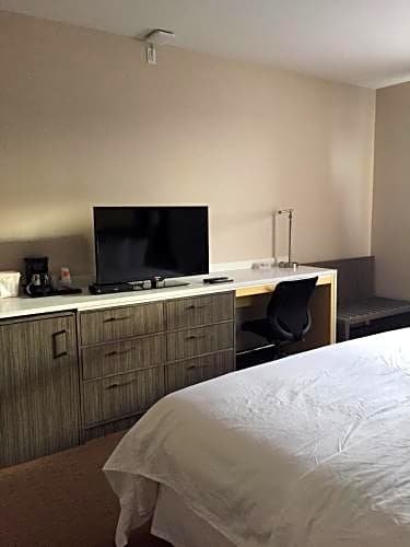 Фото Southfort Inn