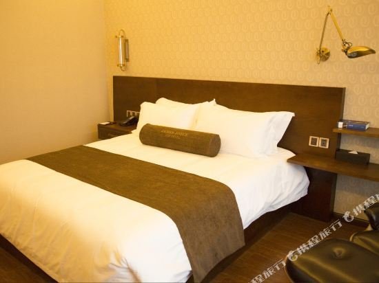 Фото James Joyce Coffetel Harbin Institute of Technology