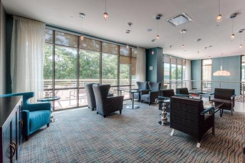 Фото Residence Inn by Marriott Raleigh Downtown