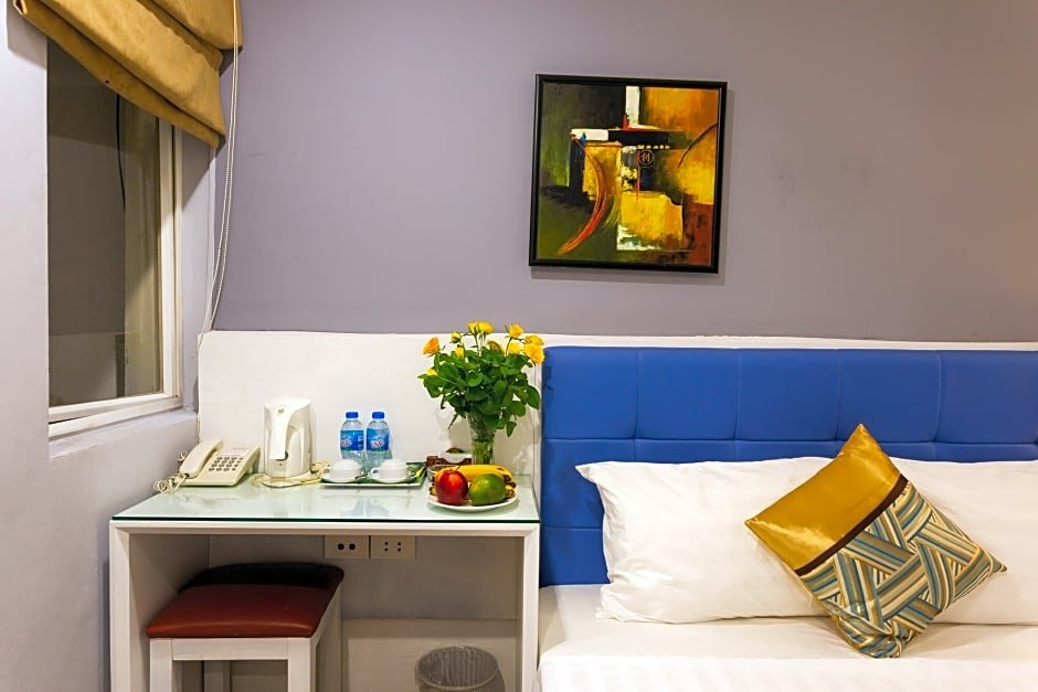 Фото Lucky Hotel - 69 Tran Duy Hung
