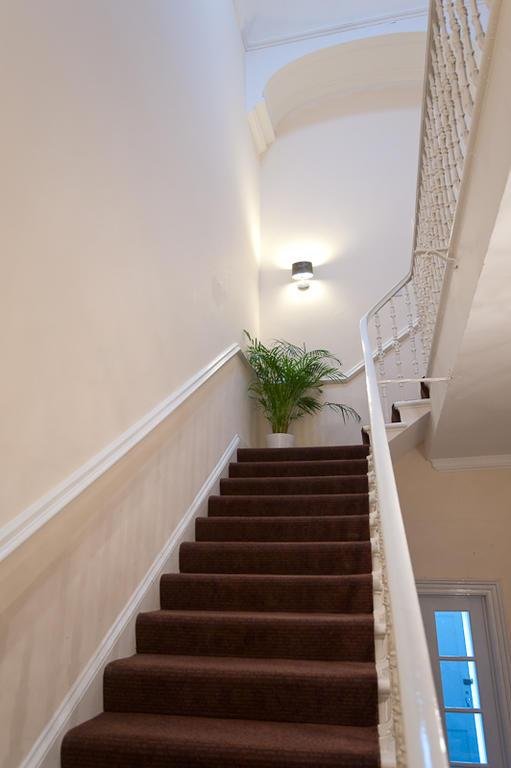 Фото Windsor Street Apartments