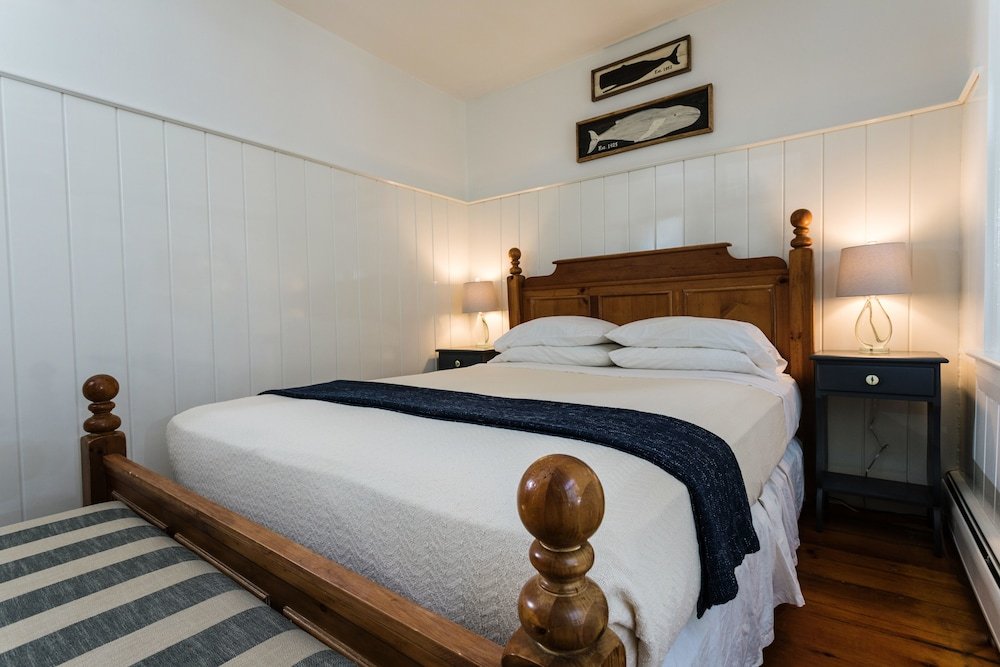 Фото Carlisle House Inn