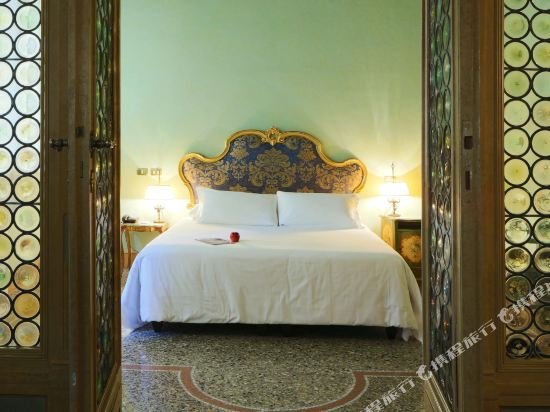 Фото Hotel Locarno