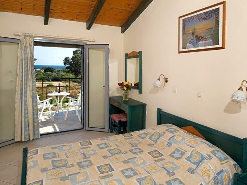 Фото Alkioni Hotel