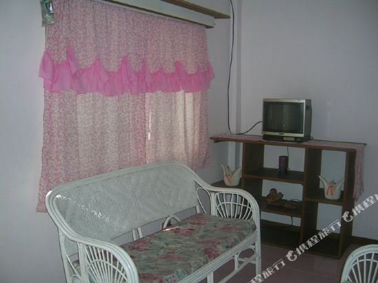 Фото 3br Unit 2 Jefrell Apartments