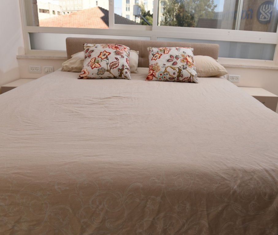 Фото Mamilla Boutique Apartment