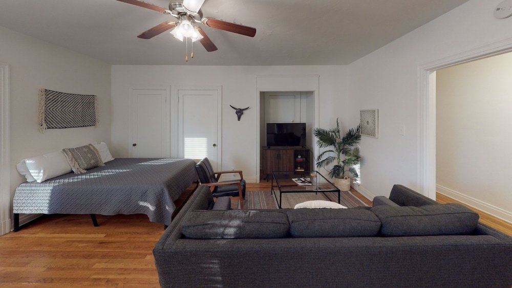 Фото The Lee ApartaHotel