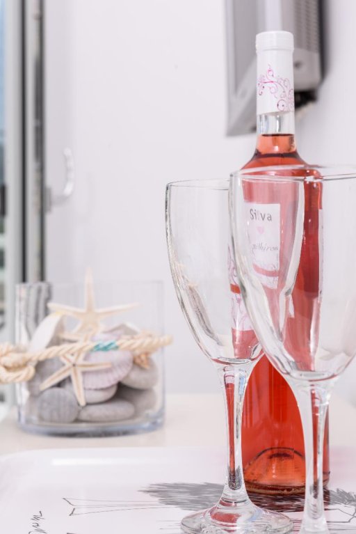 Фото Angela Suites Boutique Hotel