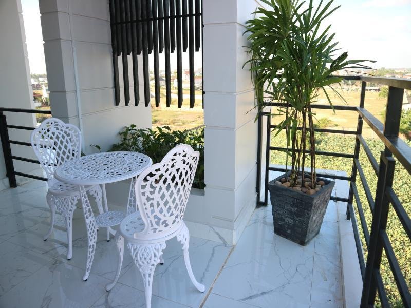 Фото Ly Residence Suite & Apartment