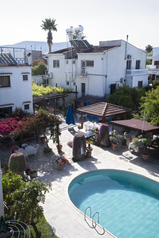 Фото Follow The Sun