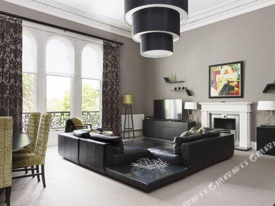 Фото The Chester Residence