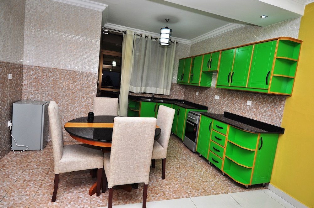 Фото Rezider Apartment