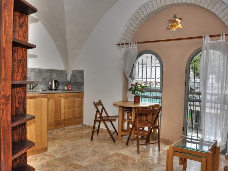 Фото The Market Courtyard - Jerusalem Suites