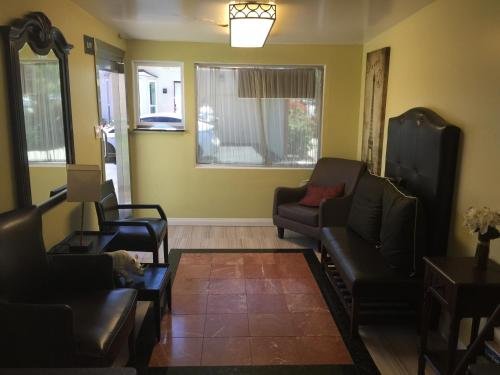 Фото El Royale Hotel