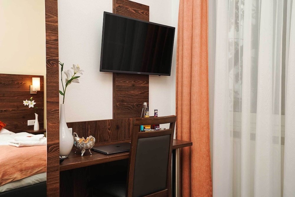 Фото Metro Hotel Frankfurt City by Trip Inn