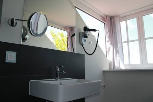 Фото Hotel Hafenresidenz Stralsund