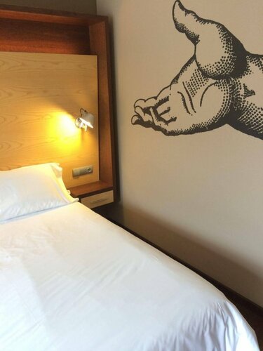 Гостиница Sommos Hotel Aneto в Арагоне