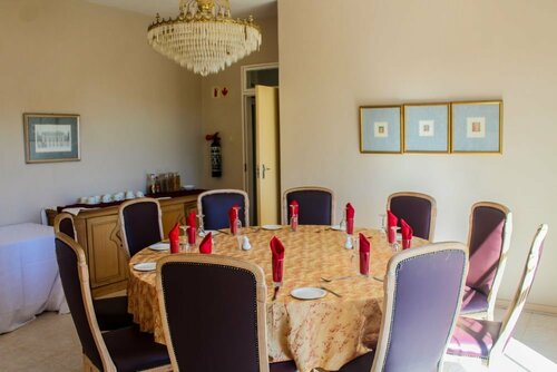 Гостиница Global Village Guesthouse в Манзини