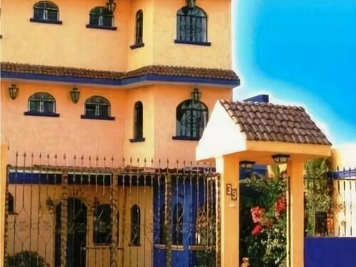 Гостиница Oyo Hotel La Casita в Морелии