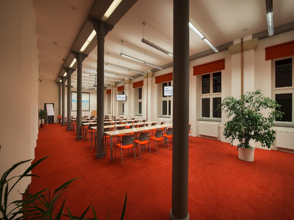 Фото Ea Business Hotel Jihlava