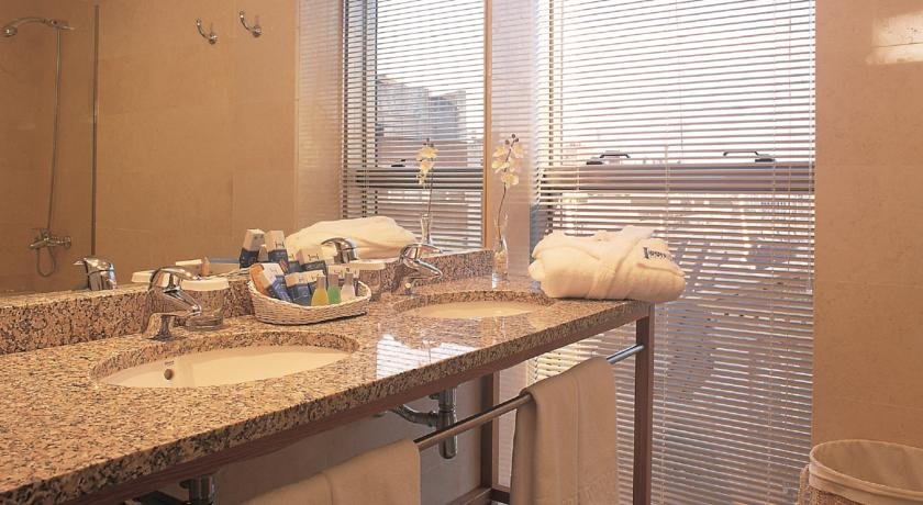 Фото Hesperia A Coruña Centro