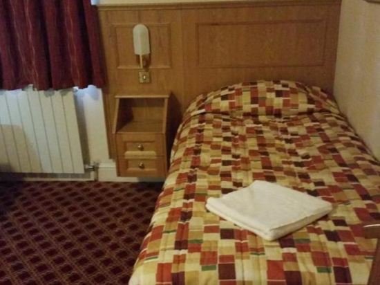 Фото Leigham Court Hotel