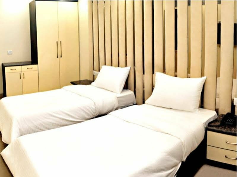 Гостиница The Gold Inn Paharganj в Дели