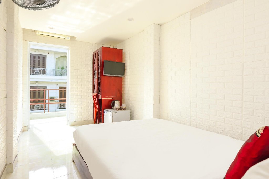 Фото OYO 604 Queen Hotel spot on