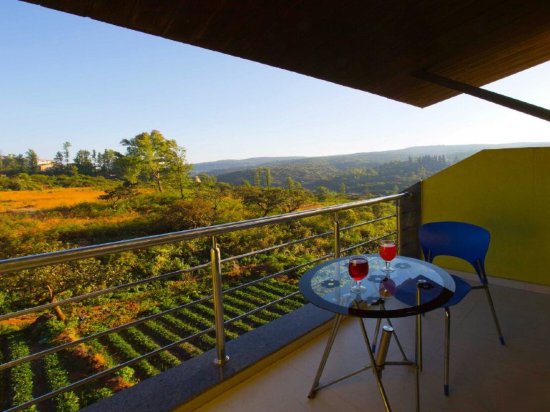 Фото Hirkani Garden & Resort