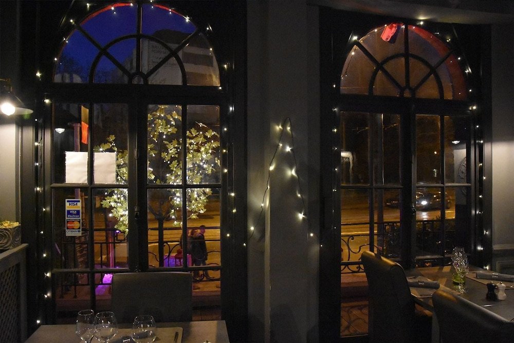 Фото Story'Inn Hotel