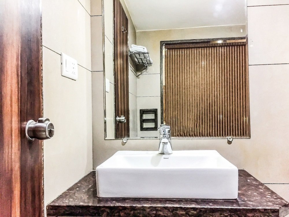 Фото FabHotel Prime President