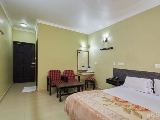 Фото Hotel Rajam