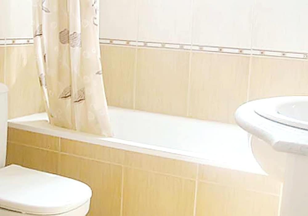 Фото House With 3 Bedrooms in Orpesa, With Wonderful sea View and Enclosed