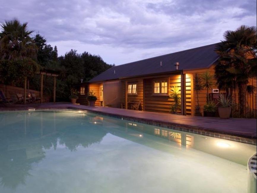 Фото отеля 2