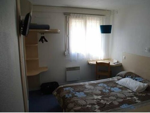 Гостиница Hôtel Le Relais Porte des Alpes